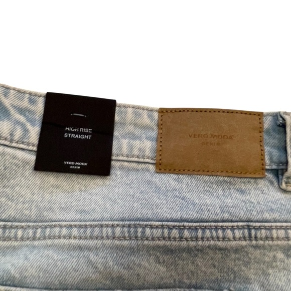 Vero Moda-Feeling Exceptional-Light Blue-Brenda-Denim Jeans-NWT-Size 36x27 - Picture 5 of 11